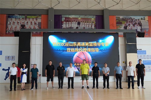 如何通过团队协作策略提升整体篮球水平_0